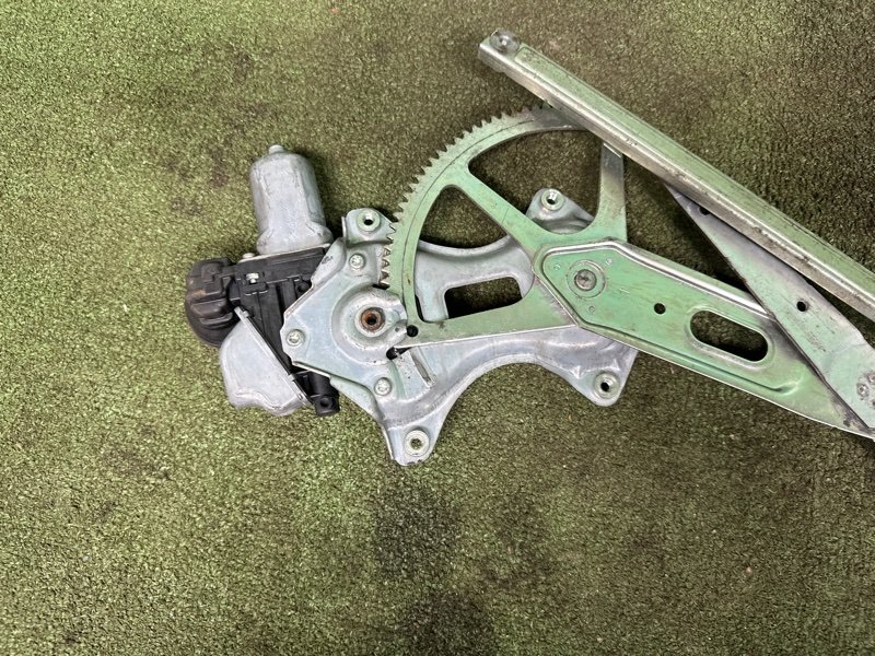 Стеклоподъемник, 7000 рублей, Москва