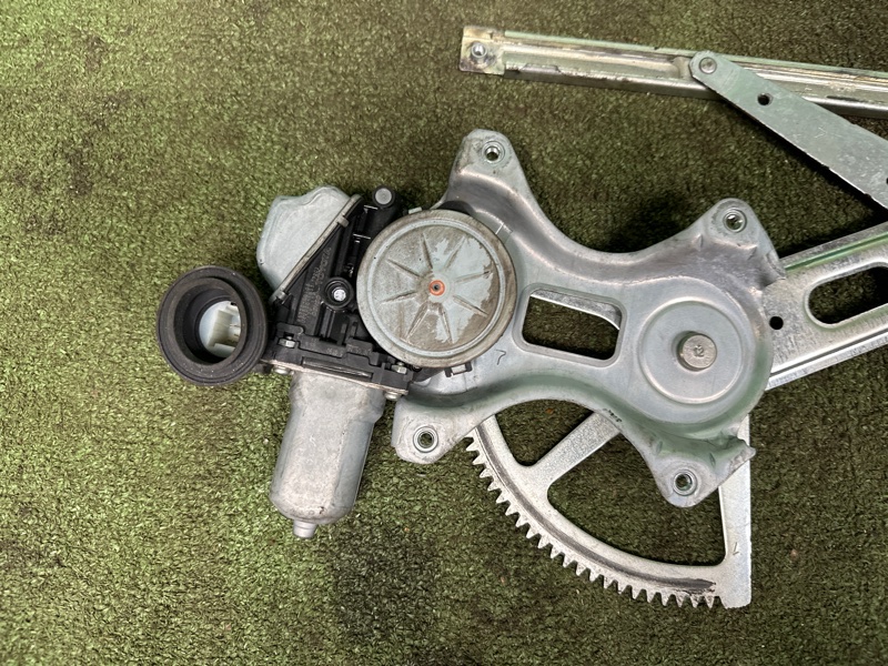 Стеклоподъемник, 7000 рублей, Москва