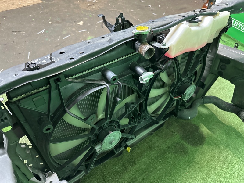 Телевизор панель, 130000 рублей, Москва