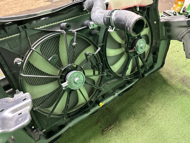 Телевизор панель, 130000 рублей, Москва