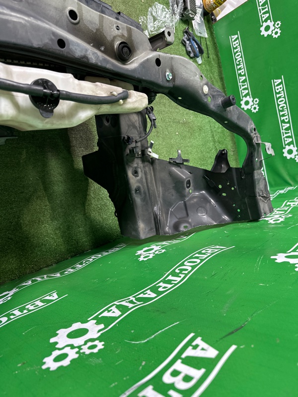 Телевизор панель, 130000 рублей, Москва