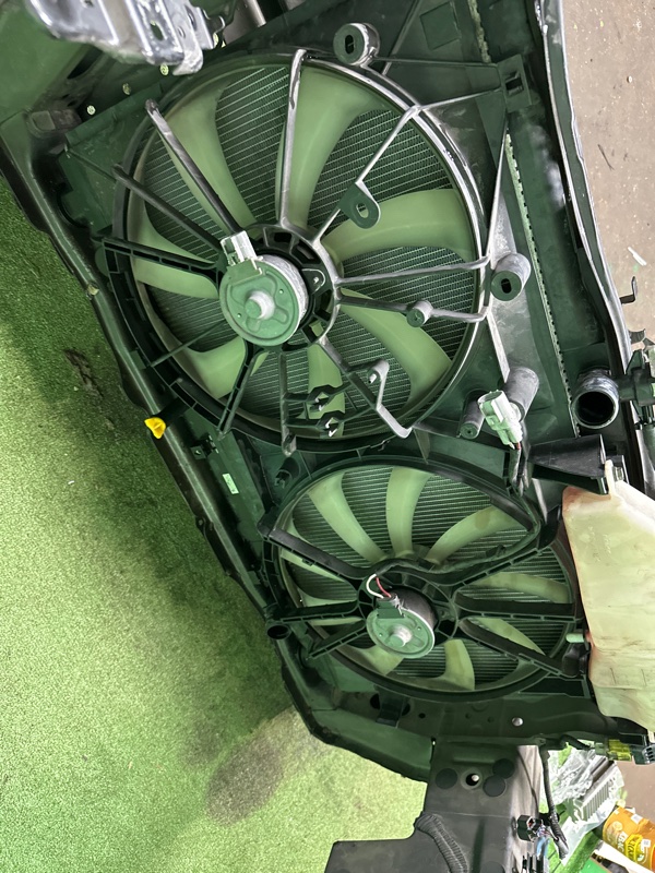 Телевизор панель, 130000 рублей, Москва