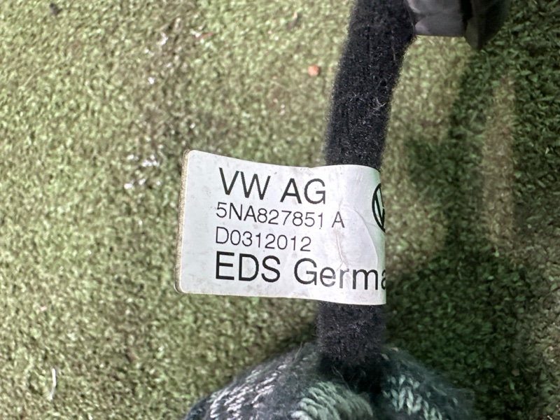 Амортизатор крышки багажника, 10000 рублей, Москва