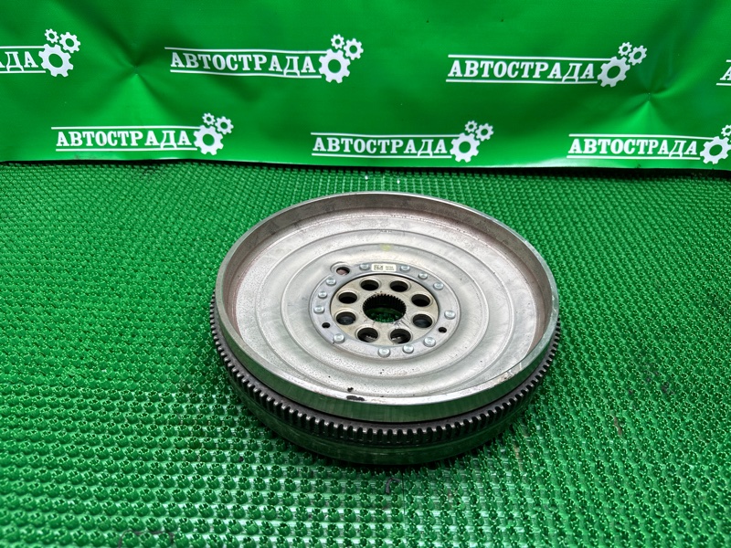 Маховик, 10000 рублей, Москва