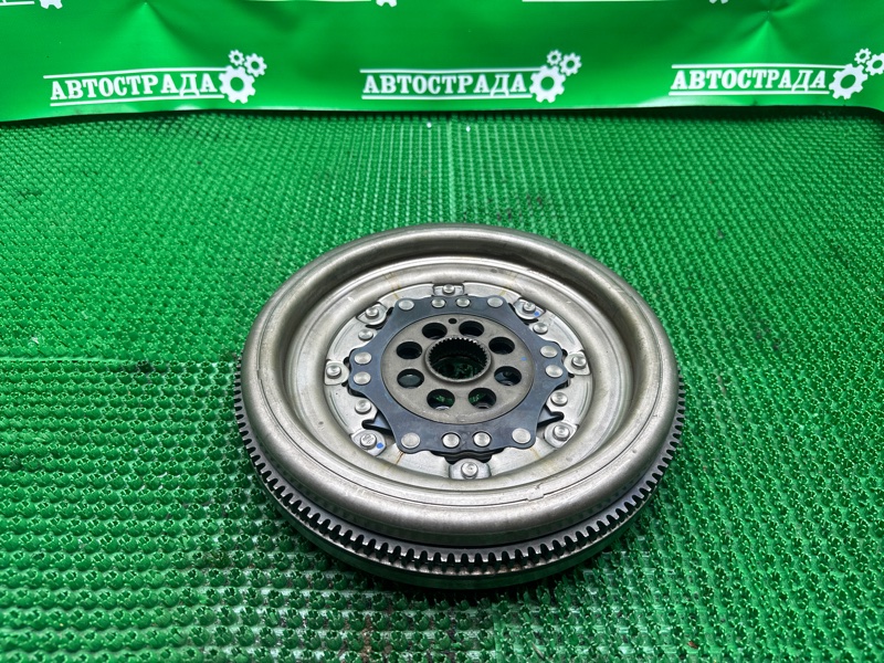 Маховик, 10000 рублей, Москва