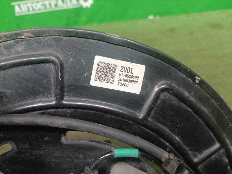 Кулак, 10000 рублей, Москва