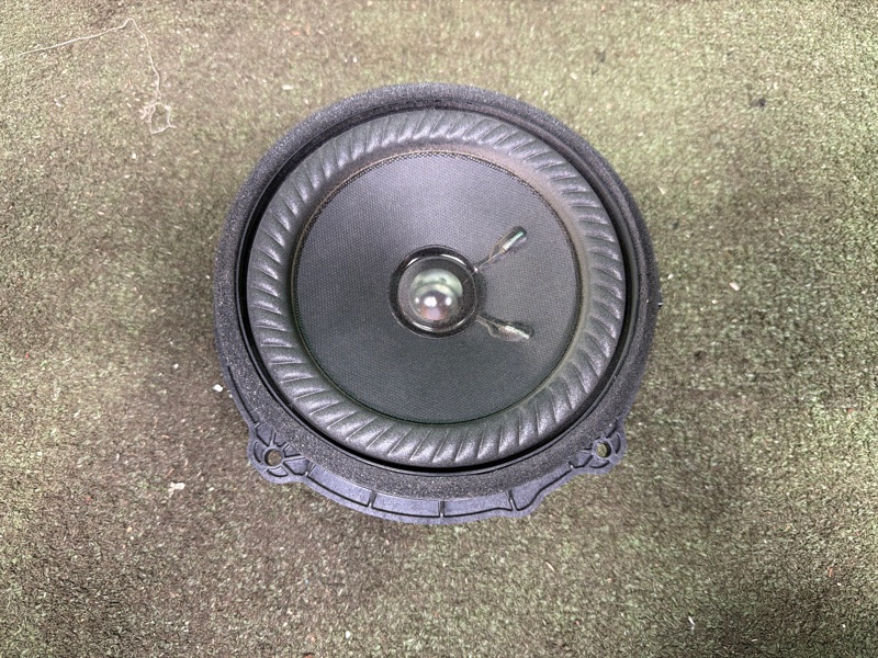 Динамик, 2000 рублей, Москва