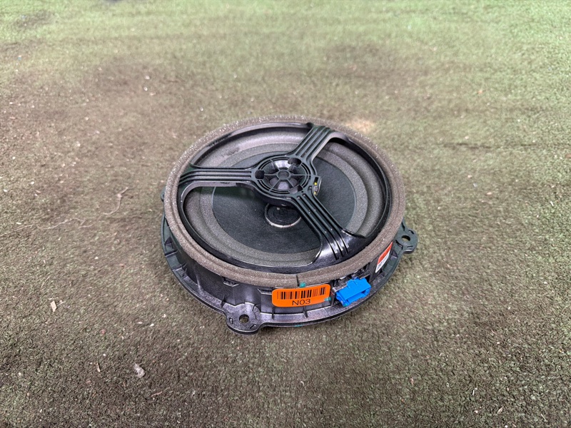 Динамик, 2000 рублей, Москва