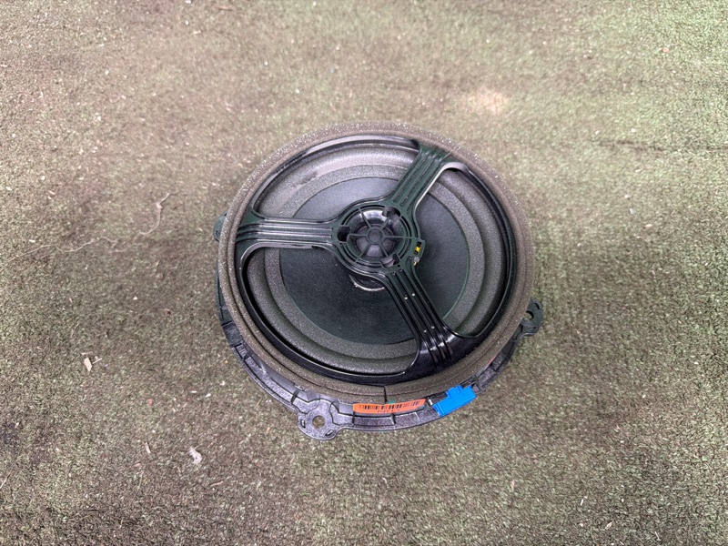 Динамик, 2000 рублей, Москва