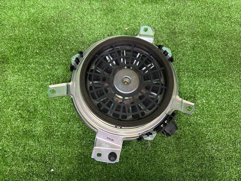 Сабвуфер, 4000 рублей, Москва