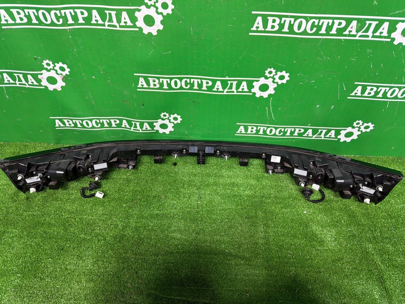 Фонарь в крышку багажника, 30000 рублей, Москва