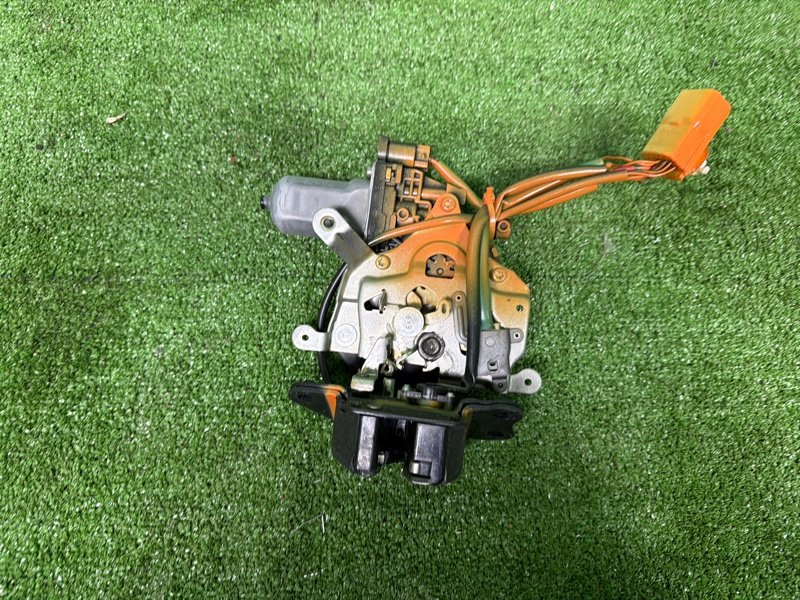 Замок двери багажника, 3000 рублей, Москва