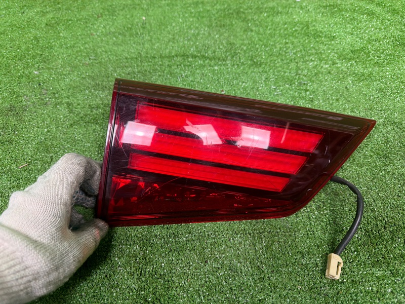 Фонарь в крышку багажника, 8000 рублей, Москва