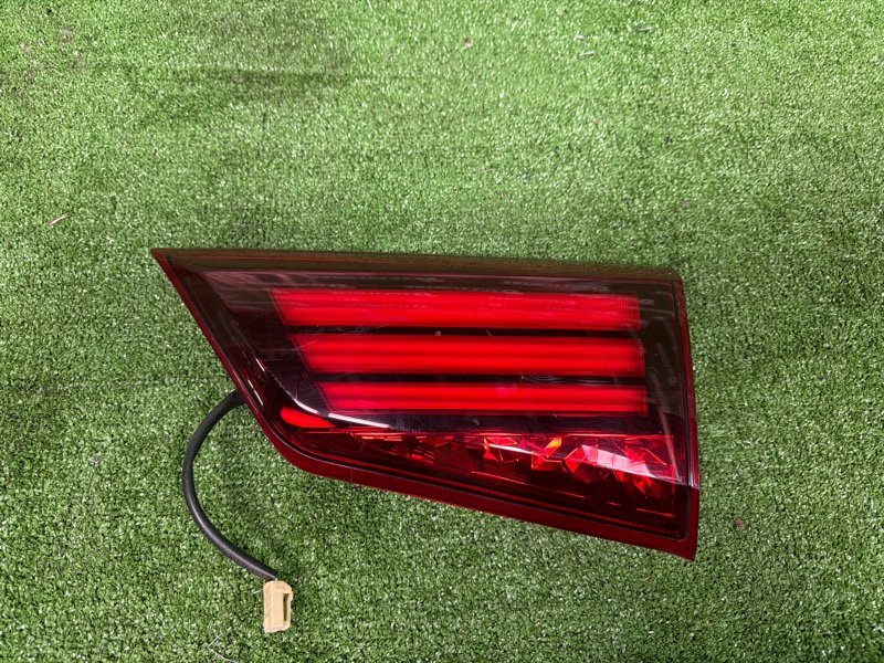 Фонарь в крышку багажника, 8000 рублей, Москва