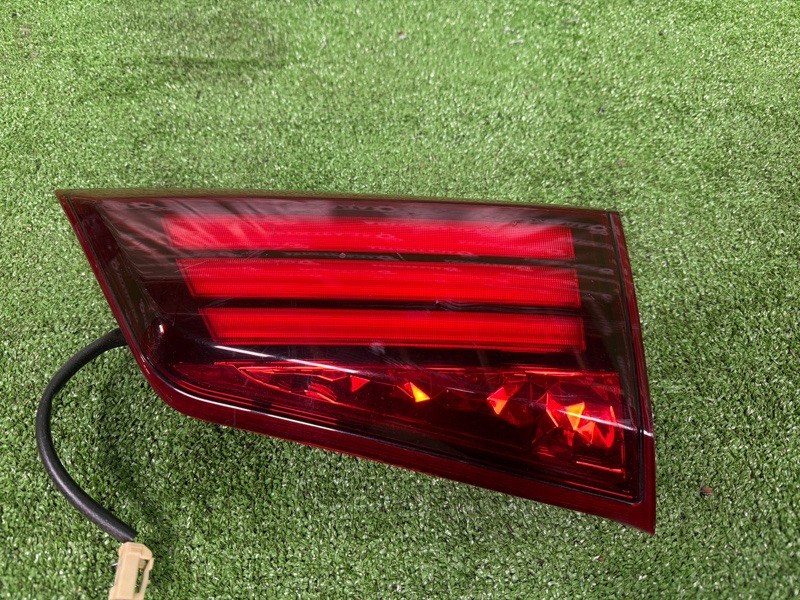 Фонарь в крышку багажника, 8000 рублей, Москва