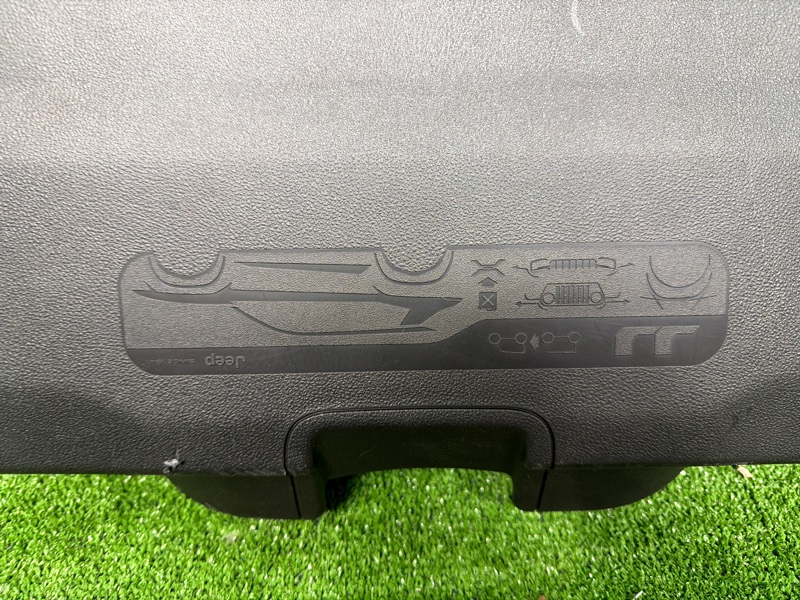 Обшивка крышки багажника, 10000 рублей, Москва