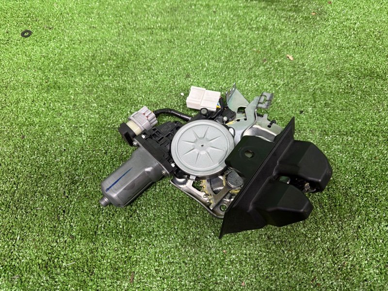 Замок багажника, 15000 рублей, Москва