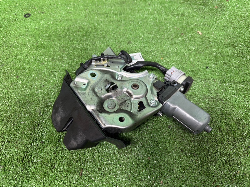 Замок багажника, 15000 рублей, Москва