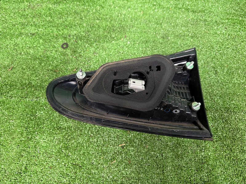 Фонарь в крышку багажника, 10000 рублей, Москва