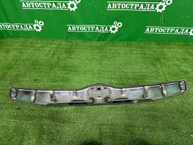 Накладка крышки багажника, 7000 рублей, Москва