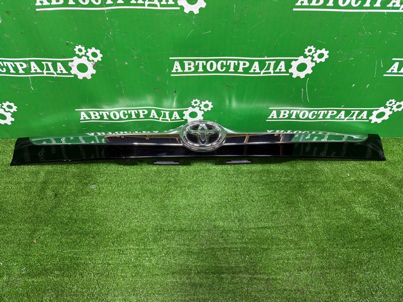 Накладка крышки багажника, 14000 рублей, Москва