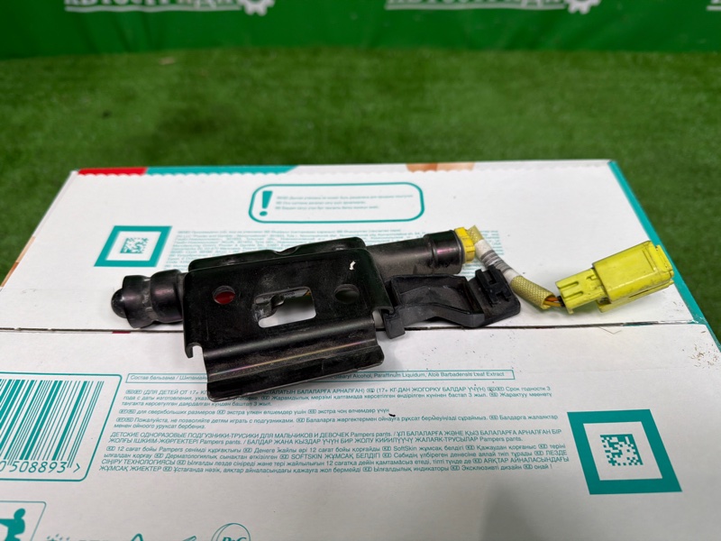 Пиропатрон капота, 50000 рублей, Москва