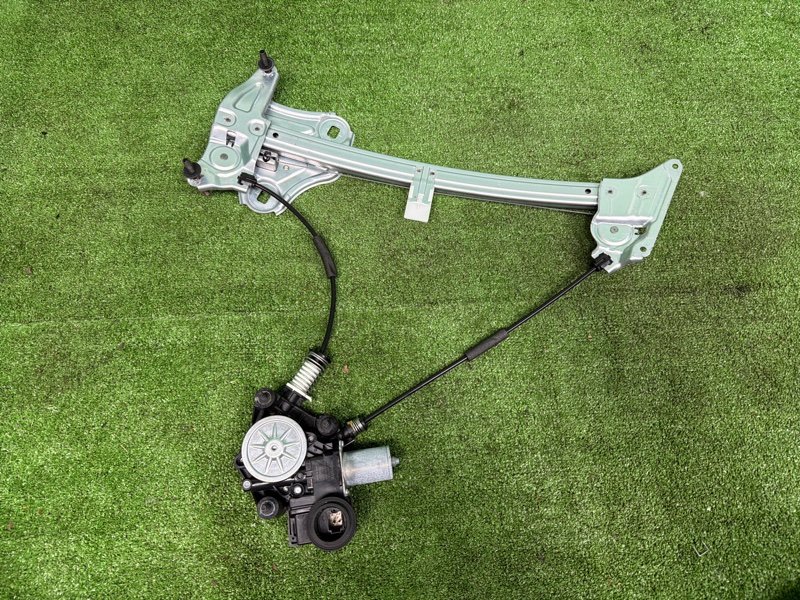 Стеклоподъемник, 20000 рублей, Москва