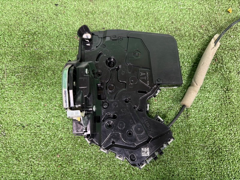 Замок боковой двери, 10000 рублей, Москва