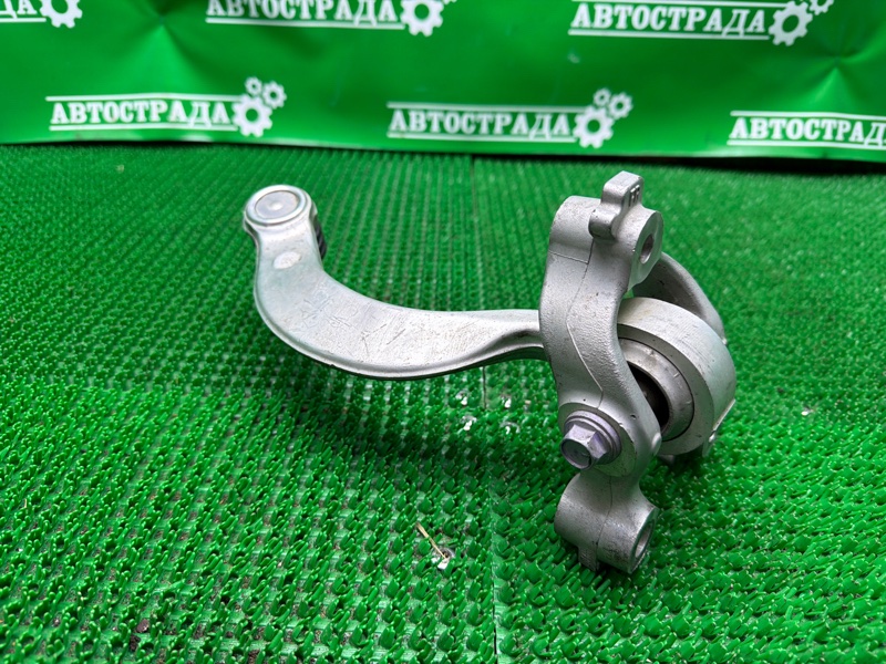 Рычаг, 18000 рублей, Москва