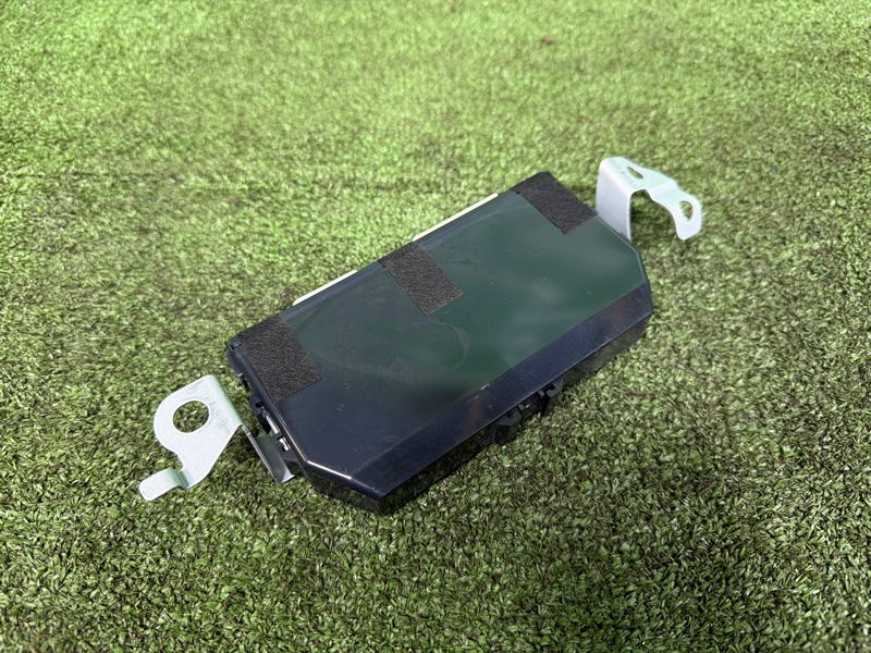 Блок управления крышкой багажника, 2000 рублей, Москва