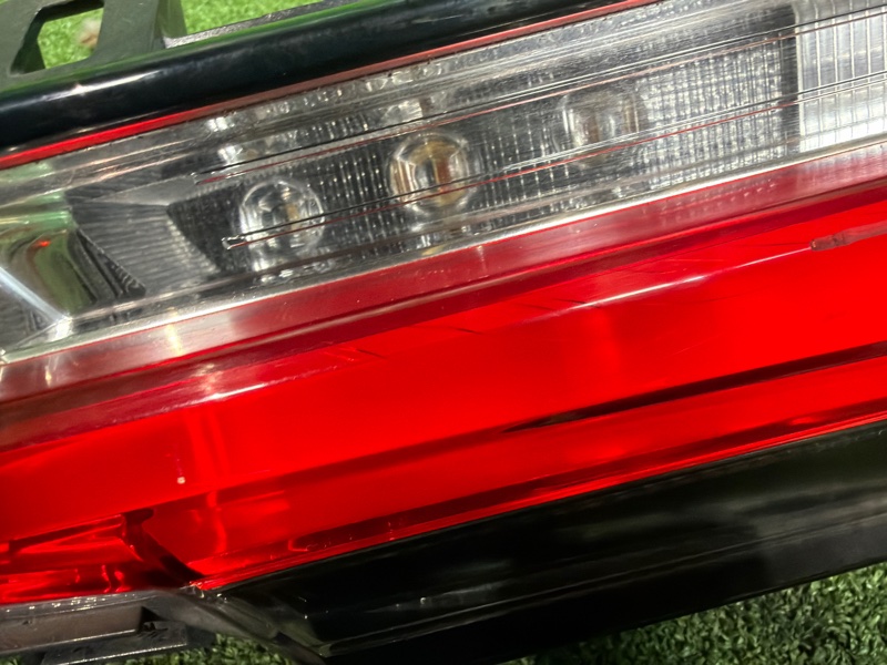 Фонарь в крышку багажника, 8000 рублей, Москва