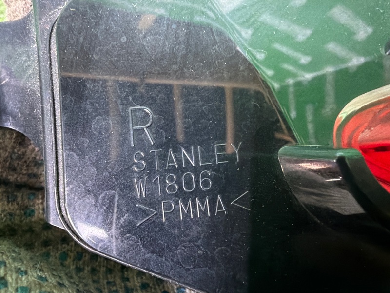 Фонарь в крышку багажника, 8000 рублей, Москва