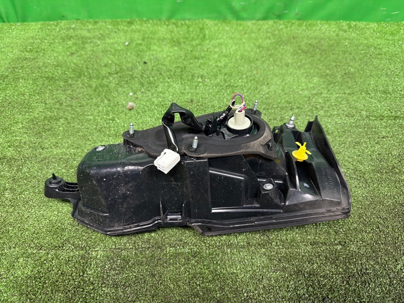 Фонарь в крышку багажника, 10000 рублей, Москва