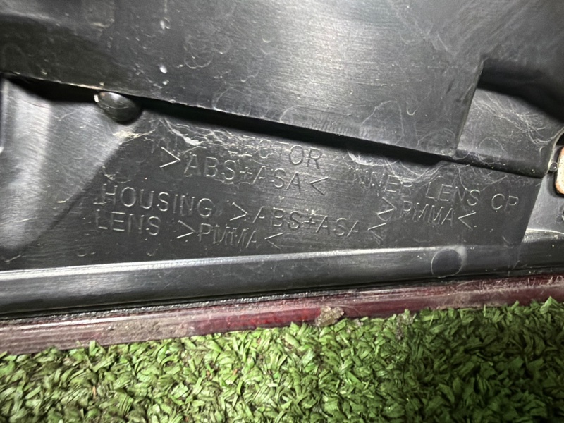 Фонарь в крышку багажника, 4000 рублей, Москва