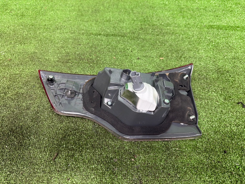 Фонарь в крышку багажника, 13000 рублей, Москва