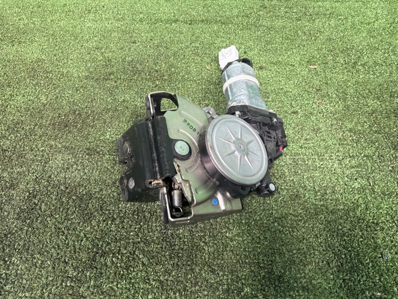 Замок багажника, 8000 рублей, Москва