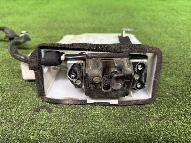 Замок двери багажника, 8000 рублей, Москва