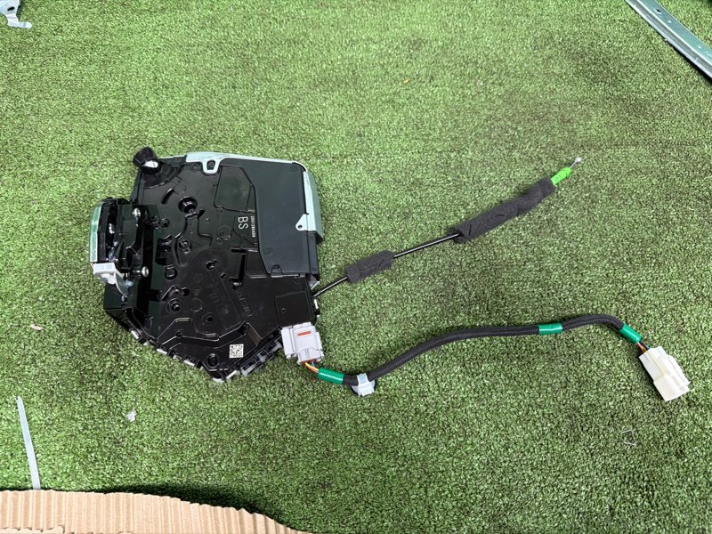 Замок боковой двери, 40000 рублей, Москва