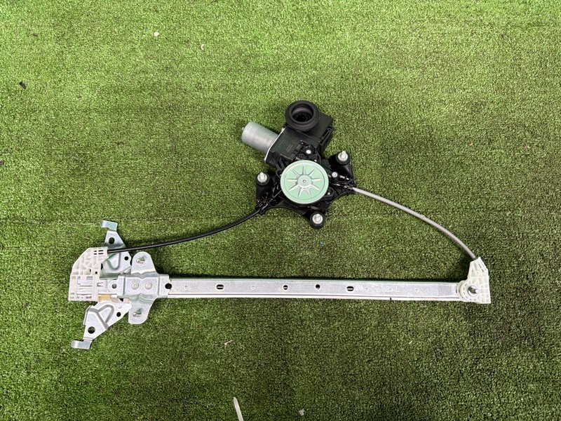 Стеклоподъемник, 10000 рублей, Москва