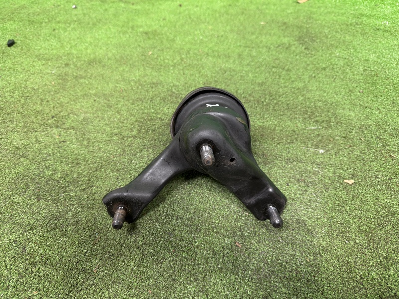 Подушка двигателя, 1000 рублей, Москва