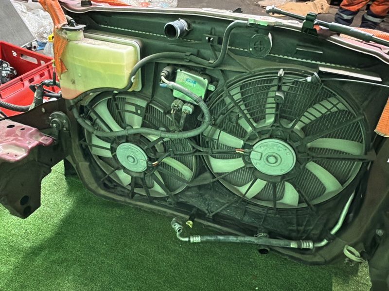 Телевизор панель, 295000 рублей, Москва