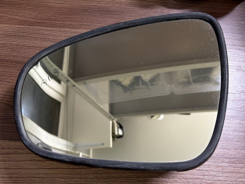 Зеркальный элемент, 25000 рублей, Москва