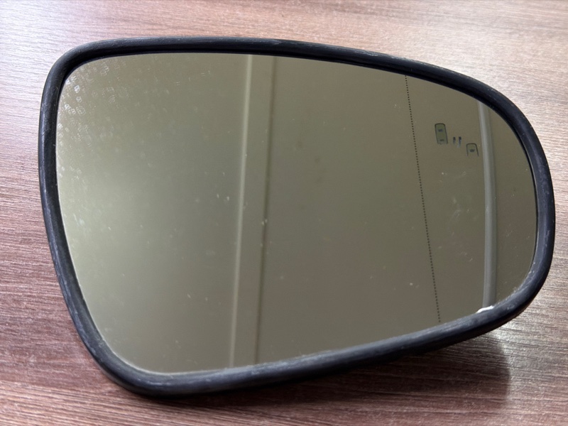 Зеркальный элемент, 25000 рублей, Москва