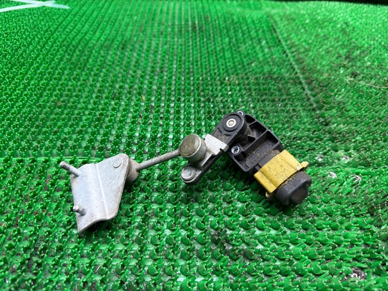 Датчик высоты кузова, 1000 рублей, Москва