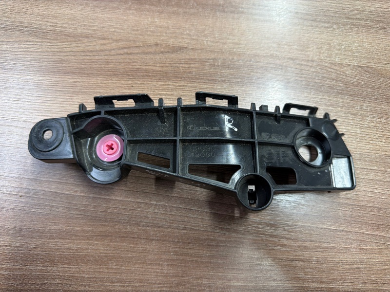 Крепление бампера, 2500 рублей, Москва