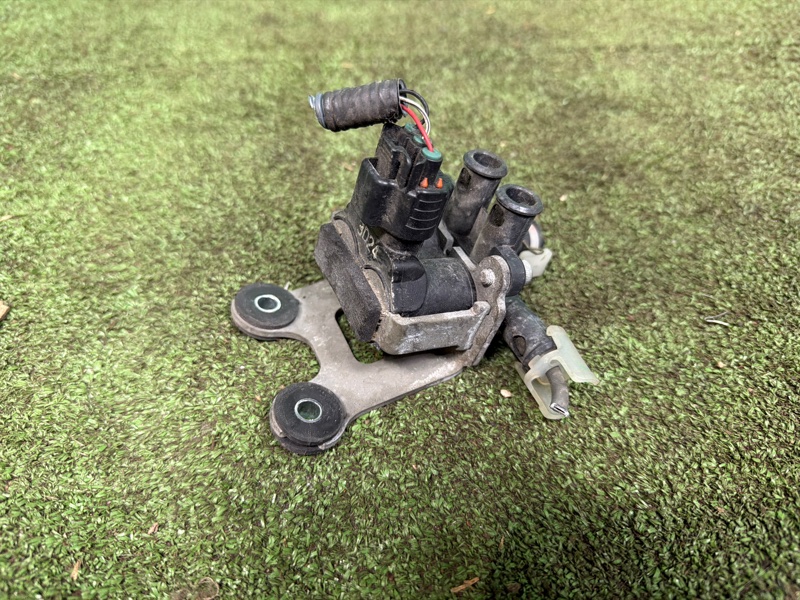 Блок клапанов пневмоподвески, 5000 рублей, Москва