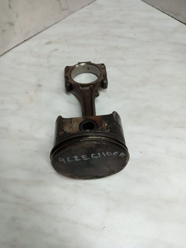 Поршень, 2000 рублей, Пуговичино