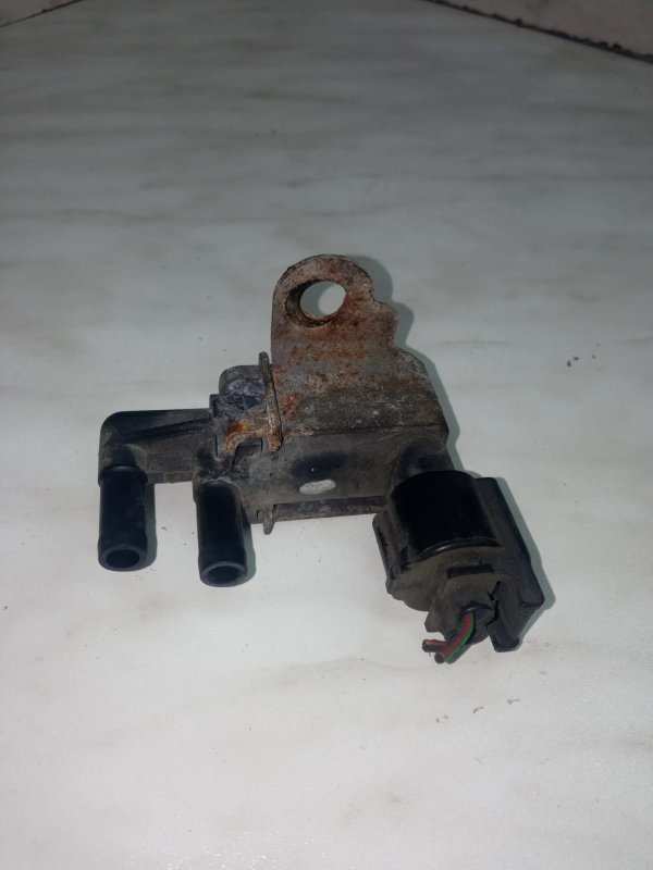 Клапан вентиляции топливного бака, 1000 рублей, Пуговичино