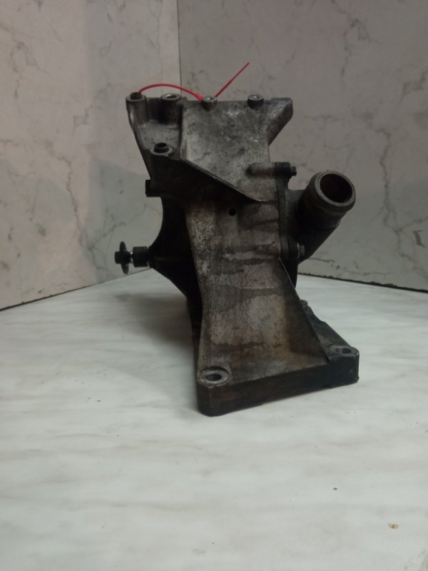 Кронштейн гидроусилителя руля, 2000 рублей, Пуговичино