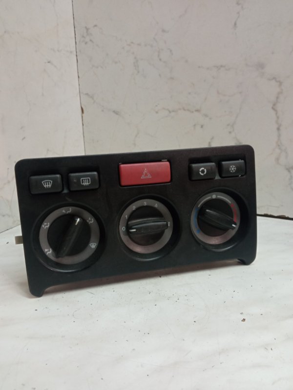 Блок управления климатом, 2500 рублей, Пуговичино